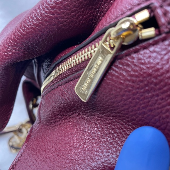Michael Kors burgundy shoulder bag - Picture 4 of 9